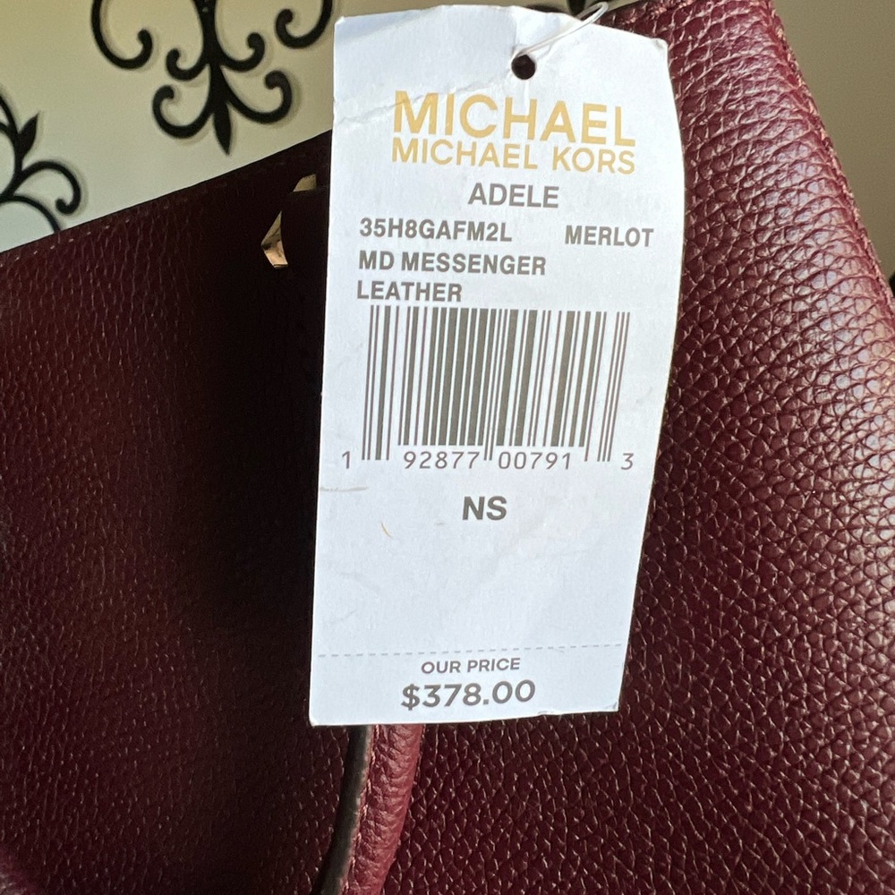 Michael Kors Adele Love Crossbody/ Handbag Purse